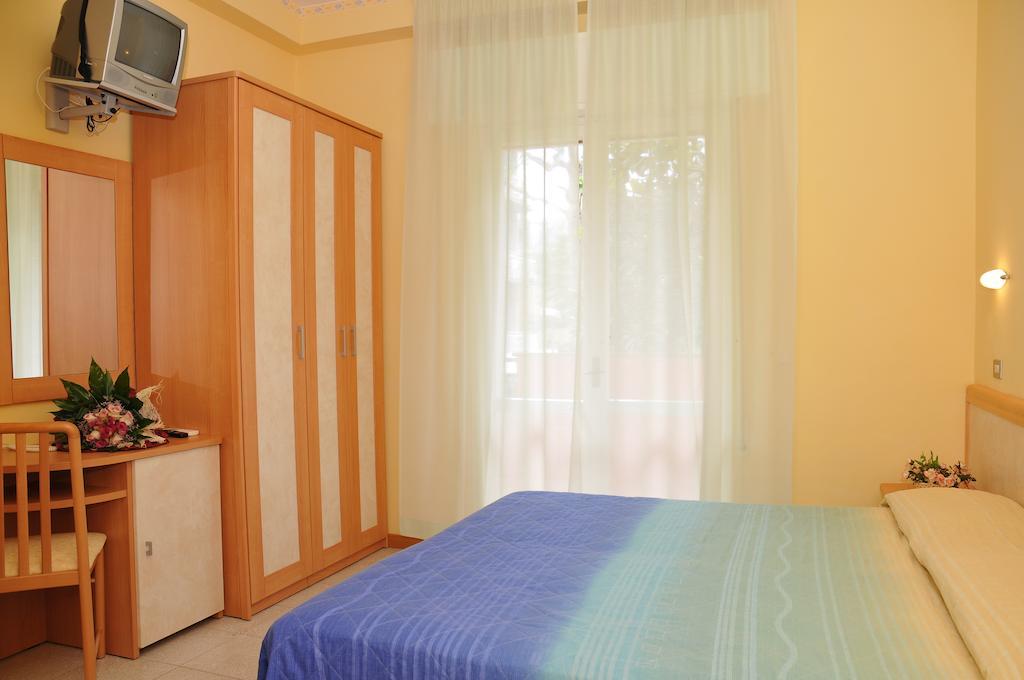 Hotel Rita Ριτσόνε Δωμάτιο φωτογραφία